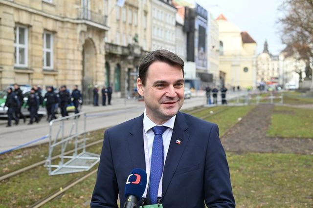 Ministr Macinka se omluvil za své vystoupení na festivalu ve Strážnici
