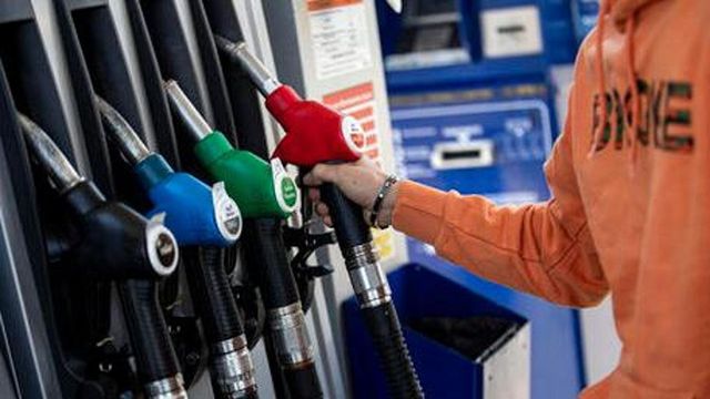 Carburanti: Cdm verso proroga delle misure, poi intervento mirato