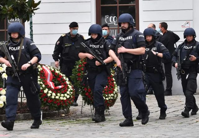 Al menos cinco muertos en un tiroteo en un colegio en Austria