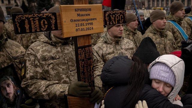 Ucraina: il premier britannico Sunak a Kiev per nuovo pacchetto aiuti