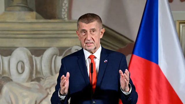 Vláda by se mohla vrátit k přesunu agend lidských práv a protidrogové politiky