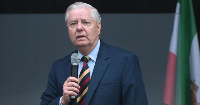 Senatorul Lindsey Graham, un apropiat al lui Donald Trump, a murit la 71 de ani în urma unui infarct