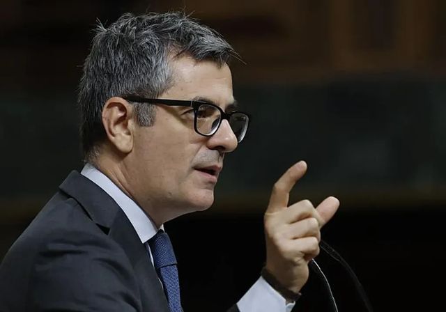Bolaños defiende la «integridad» de Sánchez: «Nada en el sumario acredita que el presidente tuviera conocimiento»