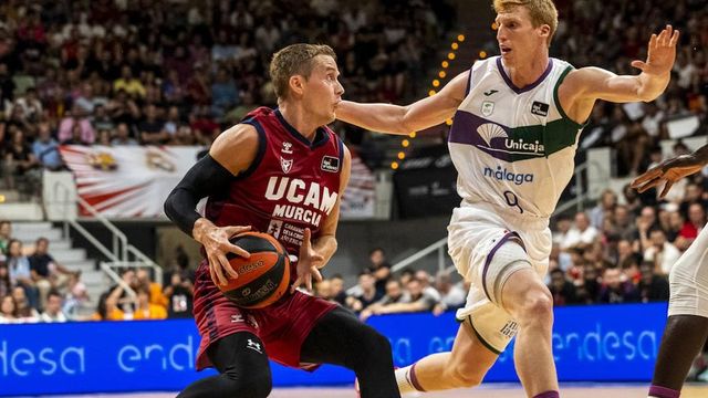 El Unicaja fuerza el cuarto partido ante el UCAM Murcia