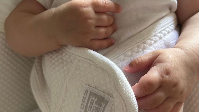 Hajar, la primera bebé de 2026 en la Región de Murcia