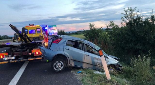 Bambino di 4 mesi morto dopo un incidente stradale