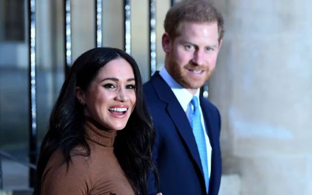 Prințul Harry dă vina pe presa tabloidă pentru avortul spontan al soției sale, Meghan Markle