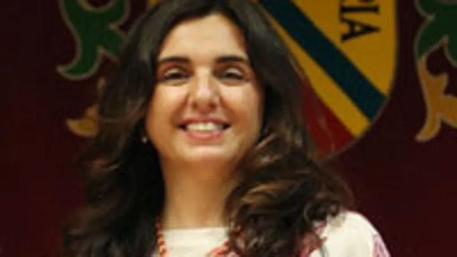 Dimite la concejal de Mujer de Collado Villalba tras interrumpir un monólogo feminista en pleno escenario