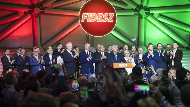 Orbán Viktor levélben fűti a Fidesz-tagokat azzal, hogy ők a nemzeti ellenzék a liberális kormányzással szemben