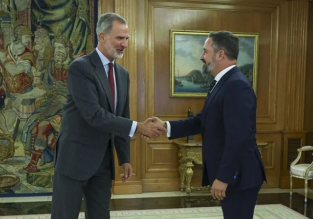 Vox acentúa su distancia con el Rey por la conquista de América