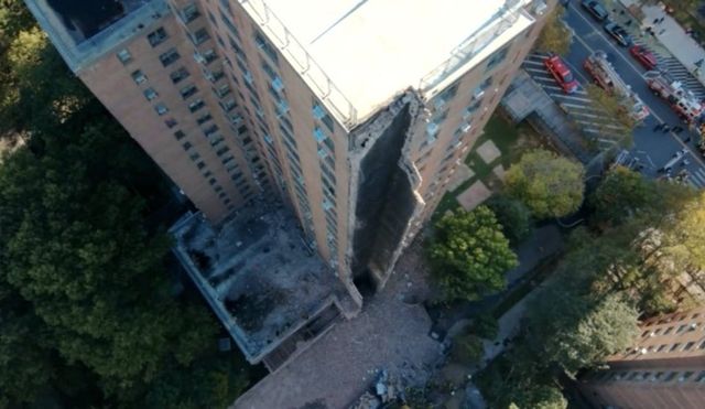 În New York s-a prăbușit parțial un bloc de locuințe cu mai multe etaje