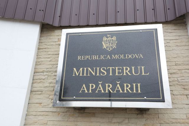 Geniștii urmează să detoneze drona găsită la Copanca. Aparatul conține o încărcătură explozivă de 40 de kg