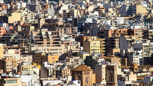 Una calle de Extremadura se cuela entre las más caras de España para comprar vivienda