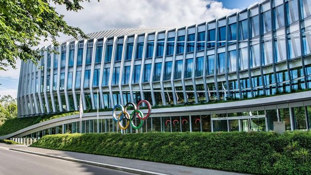 Atlete transgender e il test per le Olimpiadi 2028, parla il genetista