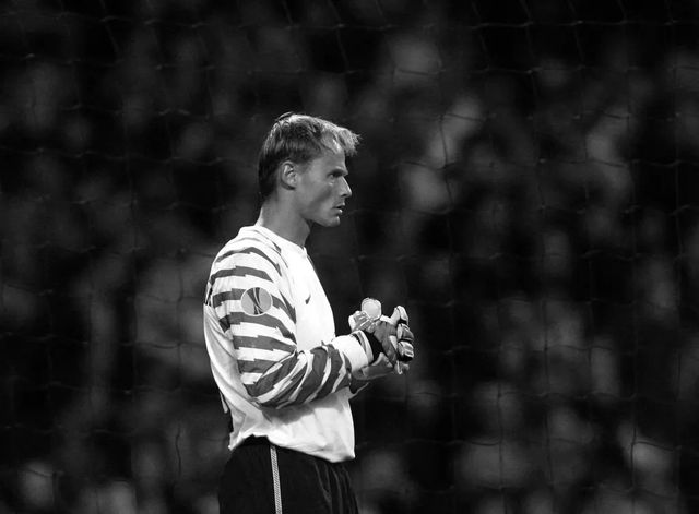 Alex Manninger, fostul internațional care a jucat pentru Arsenal și Juventus, a murit la 48 de ani într-un accident