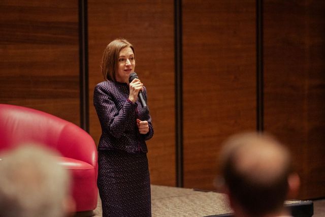 Ce salariu a ridicat Maia Sandu în anul 2025 și ce alte venituri…