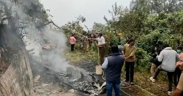 Military chopper carrying senior Defence Officials crashes in Tamil Nadu