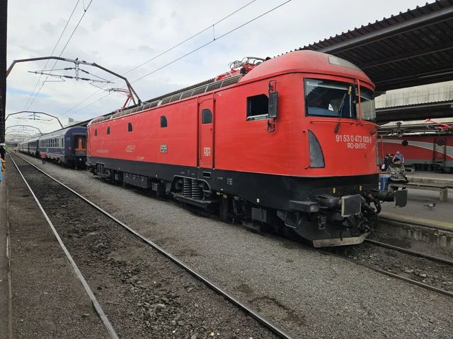 Fonduri masive pentru transportul public și 23 de locomotive noi