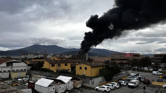 Esplosione Calenzano, il deposito Eni fermo 2 mesi per consulenza pm