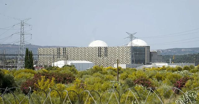 Bruselas pide a España que reevalúe el cierre de Almaraz
