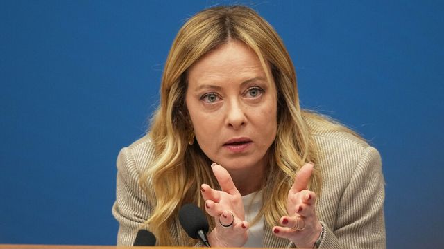 Контрапротест срещу правителството на Мелони се провежда в Бари