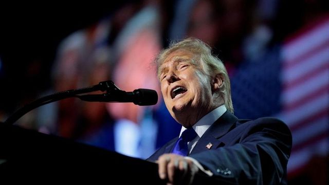 Trump promises Americans $5,000 if Republicans win Congress