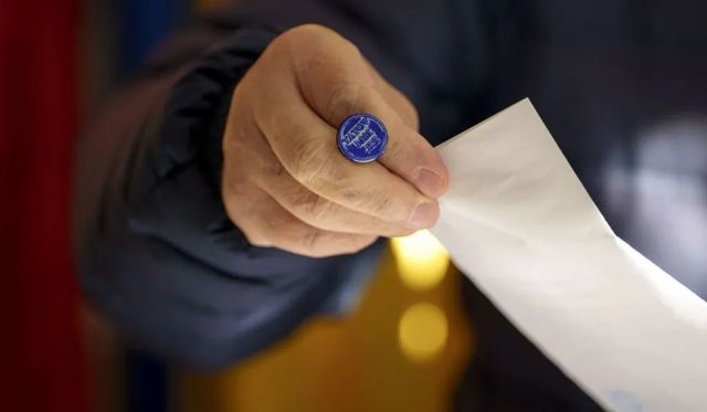 Ce votează românii, de fapt, la alegerile parlamentare din 1 decembrie 2024