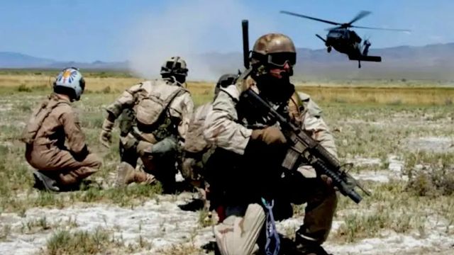 Aviatorul american dispărut după prăbușirea unui avion F15 în Iran a fost salvat, a anunțat Donald Trump