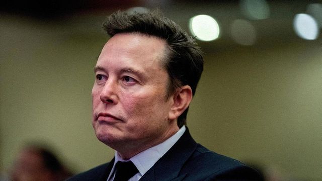 Musk deja de ser Elon en X, ahora es Kekius Maximus