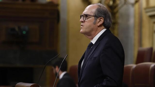 El Defensor del Pueblo confirma en el Congreso «un informe singular» sobre la violencia vicaria