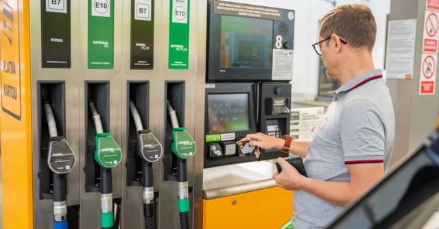 Benzin je kvůli dění na Blízkém východě po dvou letech opět za 40 Kč