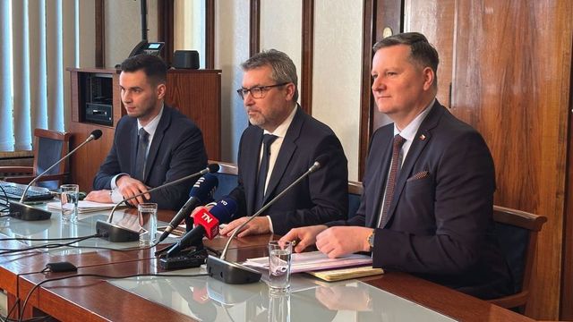 Zavádí se monitoring marží, potravinovým ombudsmanem bude Jindřich Fialka