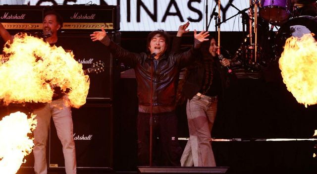 Argentina, Milei lancia il suo nuovo libro con un concerto rock