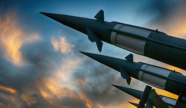 Marea Britanie anunță detalii despre proiectul unei rachete balistice pentru Ucraina