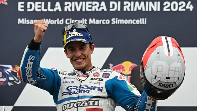 Marc Márquez aprovecha un chaparrón para volver a ganar en Misano