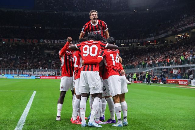 Il Milan torna a sorridere, il Venezia travolto 4-0