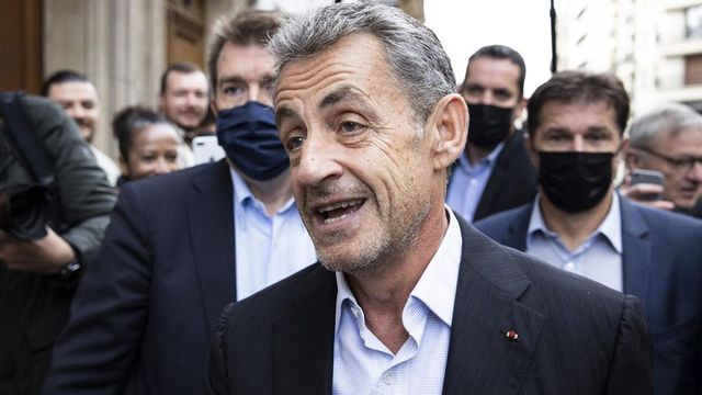 La Justicia francesa concede la libertad provisional a Sarkozy