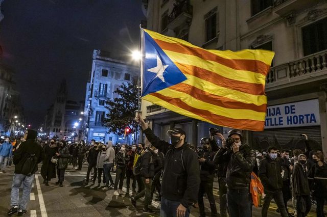 La Spagna approva in via definitiva la legge sull'amnistia