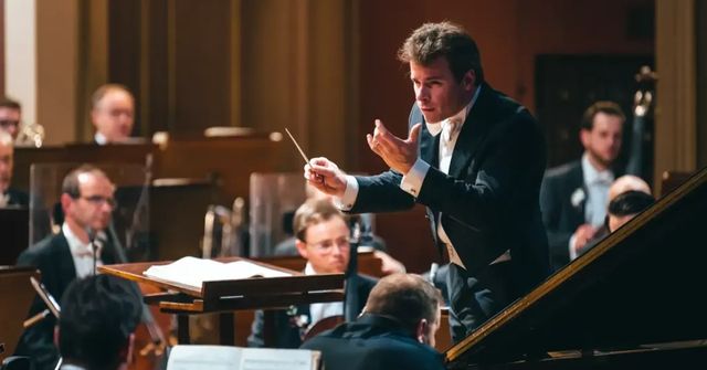 Dirigent Jakub Hrůša byl hudebními odborníky ICMA oceněn titulem Umělec roku