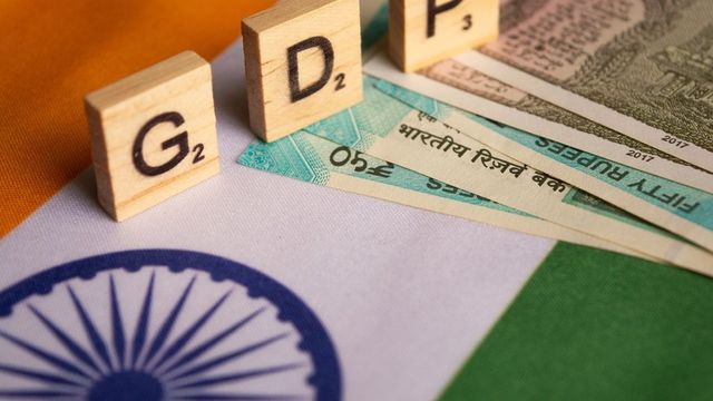 India's GDP moderates to 6.7% in Q1 2024-25