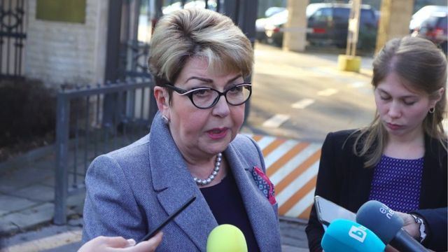 Руският посланик Митрофанова предупреди за криза с горивата, съчетана с шока от приемането на еврото!