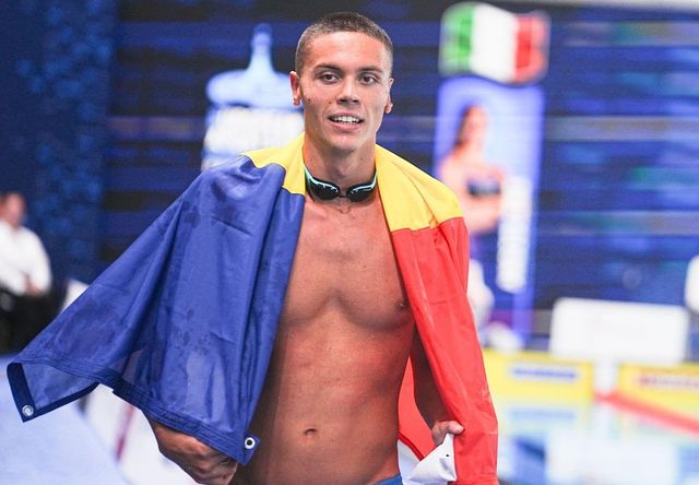 David Popovici, elogiat de Federația Română de Natație și Pentatlon Modern la împlinirea vârstei de 22 de ani