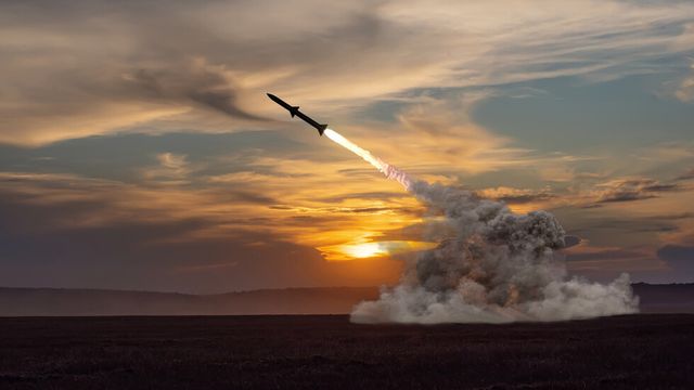 Турция съобщи за трета свалена иранска балистична ракета