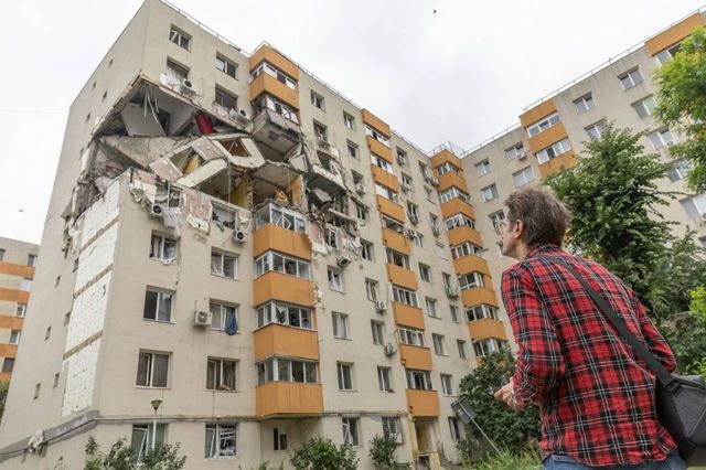 Blocul afectat de explozia din Rahova, inspectat cu drona înaintea lucrărilor