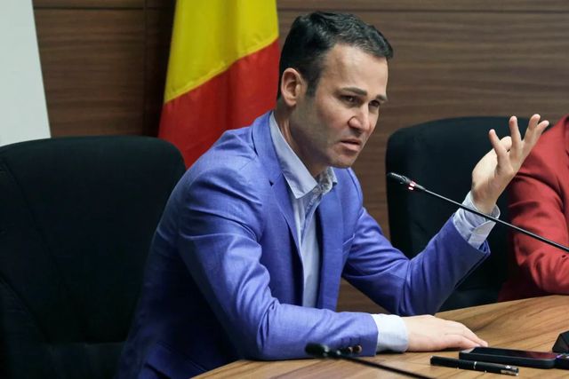 Robert Negoiță, prima reacție după perchezițiile DNA. Cum explică asfaltarea de pe terenul fratelui său