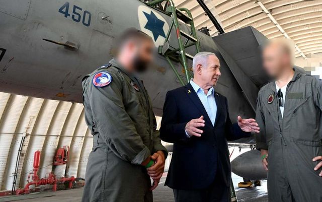 Netanyahu, 'dominiamo i cieli di Teheran, questo cambia tutto'
