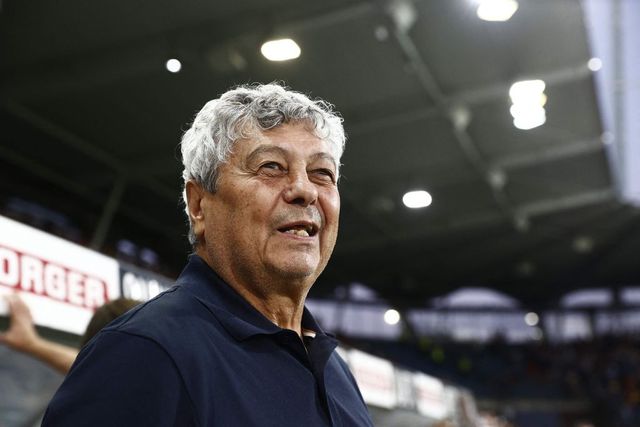 Mircea Lucescu, din nou pe patul de spital. Selecționerul a fost reinternat de urgență