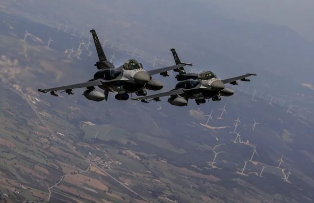 Spania trimite în România un detașament de 200 de militari