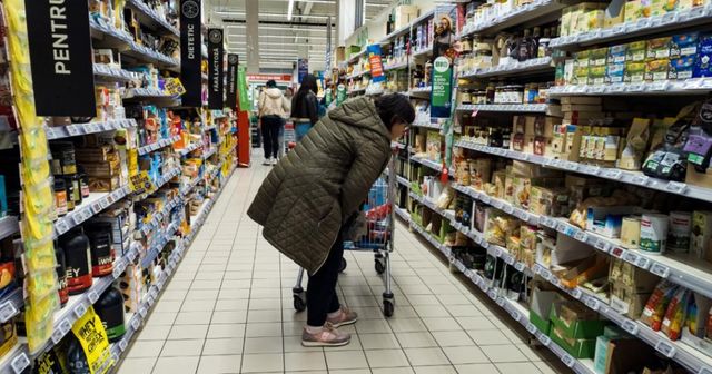 Rata anuală a inflației a scăzut ușor în iunie față de mai