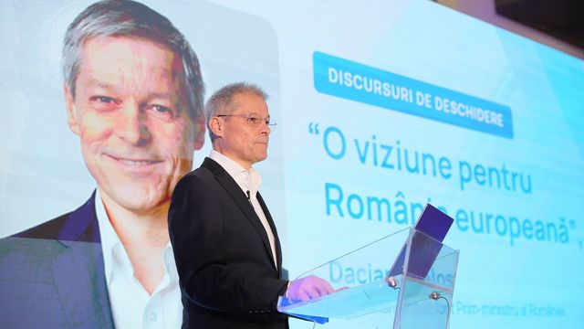 Dacian Cioloș se retrage din politică